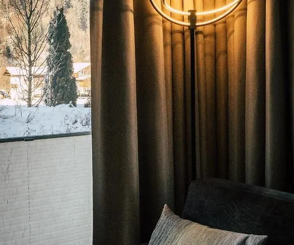 Wagner's 4* 佩尔蒂绍