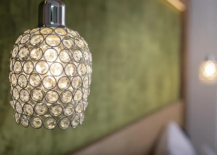 Wagner's 4* 佩尔蒂绍